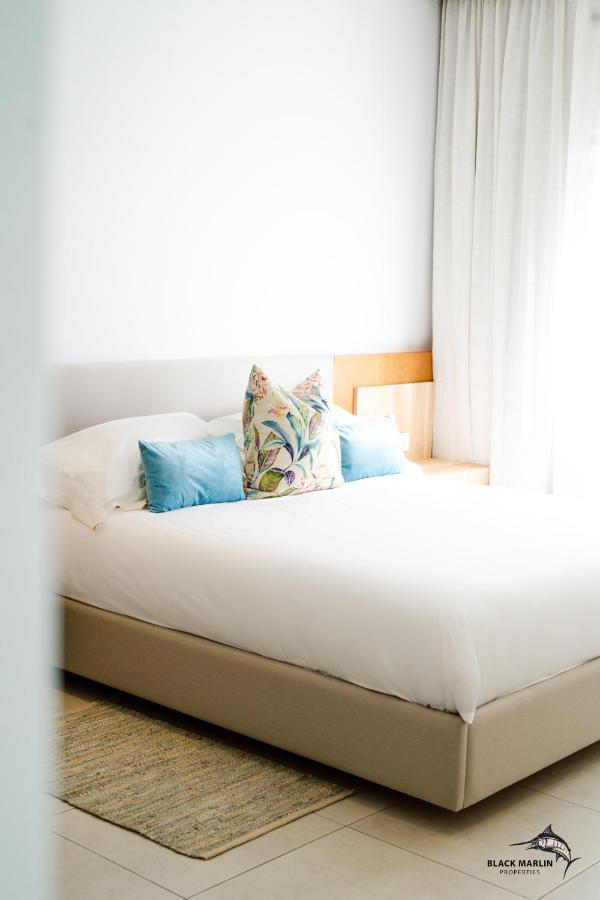 Black Marlin Apartments Pereybere Beach Εξωτερικό φωτογραφία