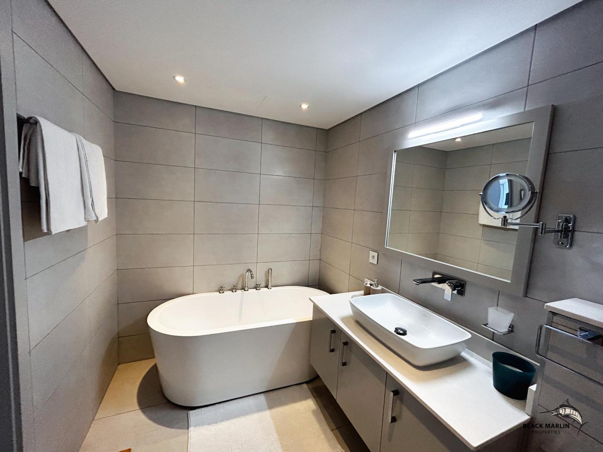 Black Marlin Apartments Pereybere Beach Εξωτερικό φωτογραφία