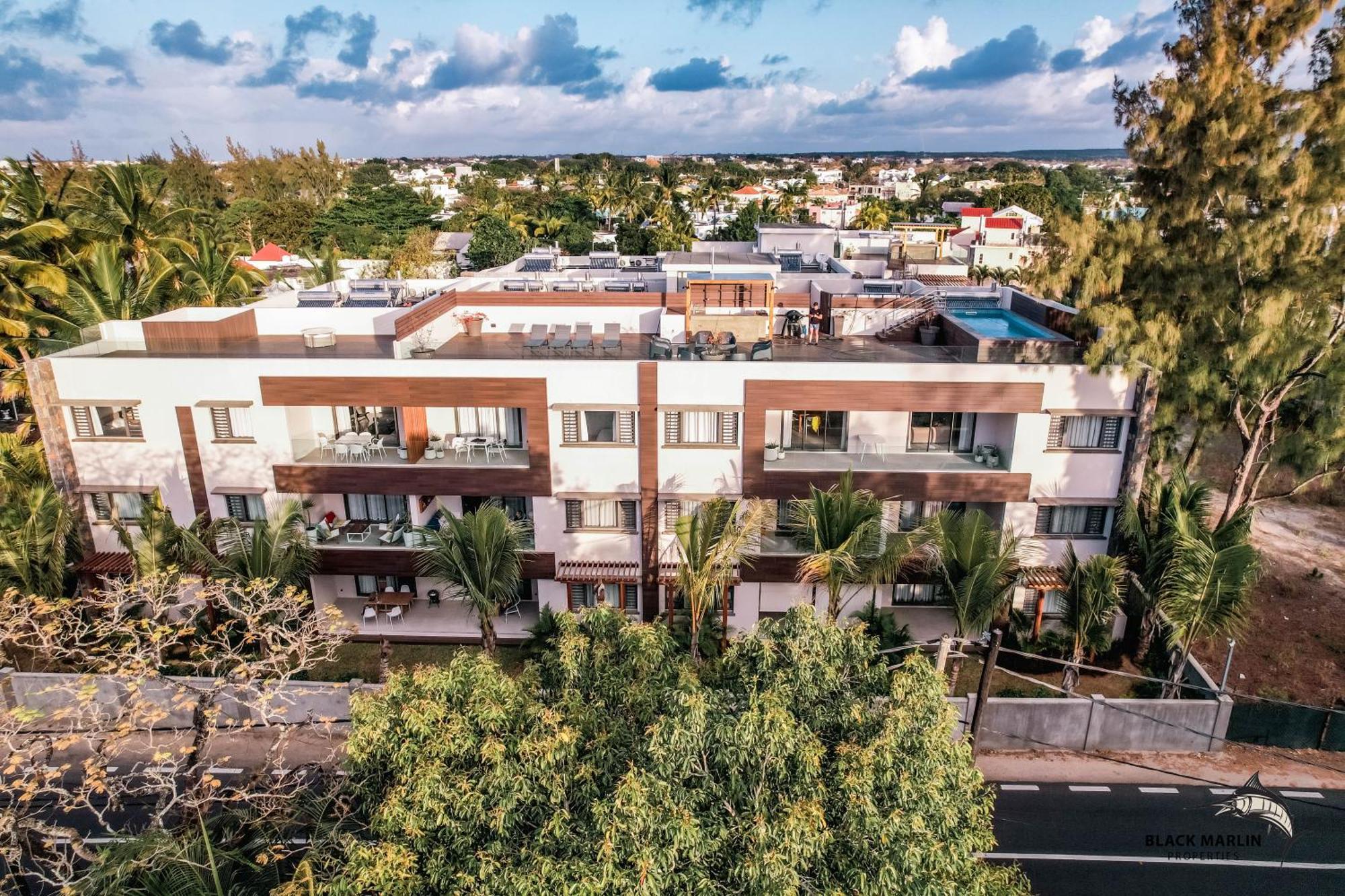 Black Marlin Apartments Pereybere Beach Εξωτερικό φωτογραφία